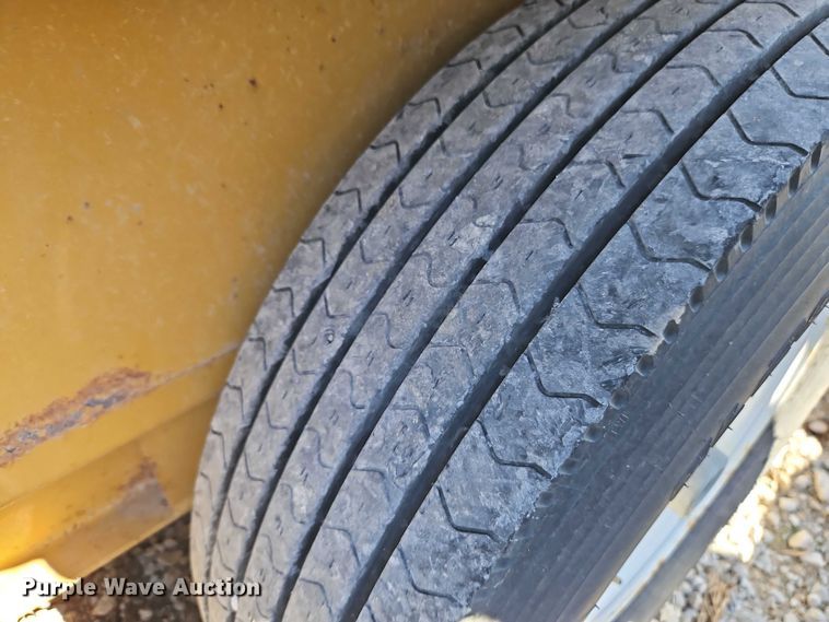 image for item EO4739 2015 Towmaster T-12DT tilt deck utility trailer