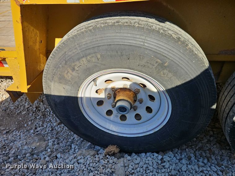 image for item EO4739 2015 Towmaster T-12DT tilt deck utility trailer