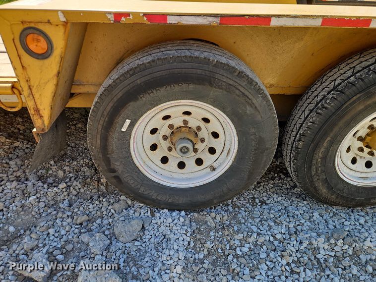 image for item EO4739 2015 Towmaster T-12DT tilt deck utility trailer