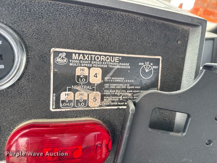 image for item EP0657 1997 Mack RD690S ready mix truck