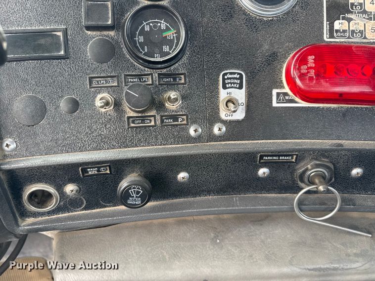 image for item EP0657 1997 Mack RD690S ready mix truck