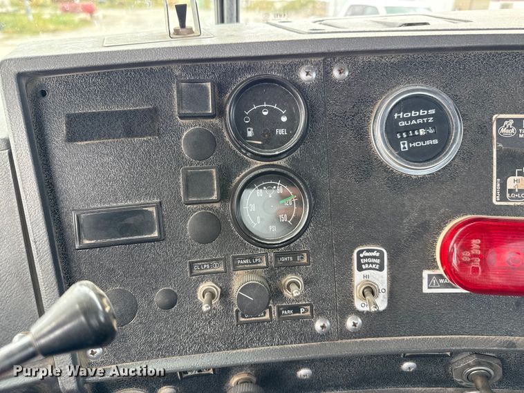 image for item EP0657 1997 Mack RD690S ready mix truck