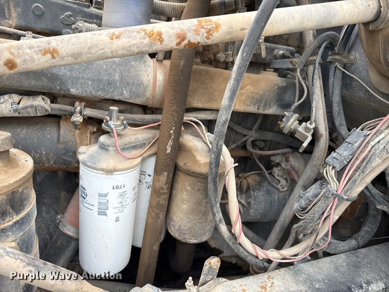 image for item EP0657 1997 Mack RD690S ready mix truck