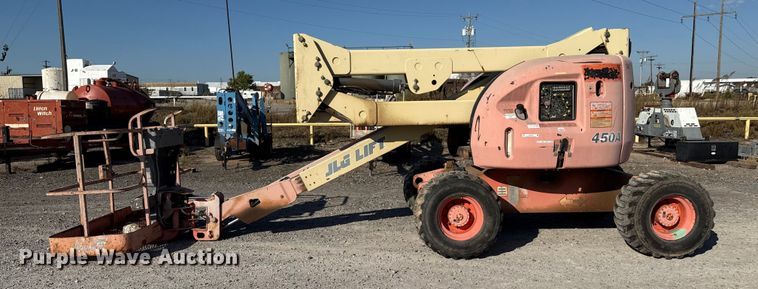 image for item EP0732 2000 JLG 450A boom lift