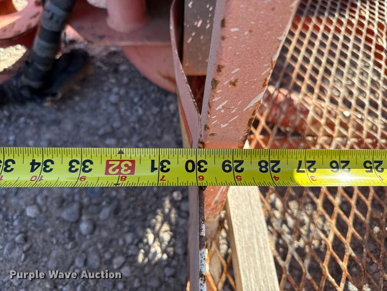 image for item EP0732 2000 JLG 450A boom lift