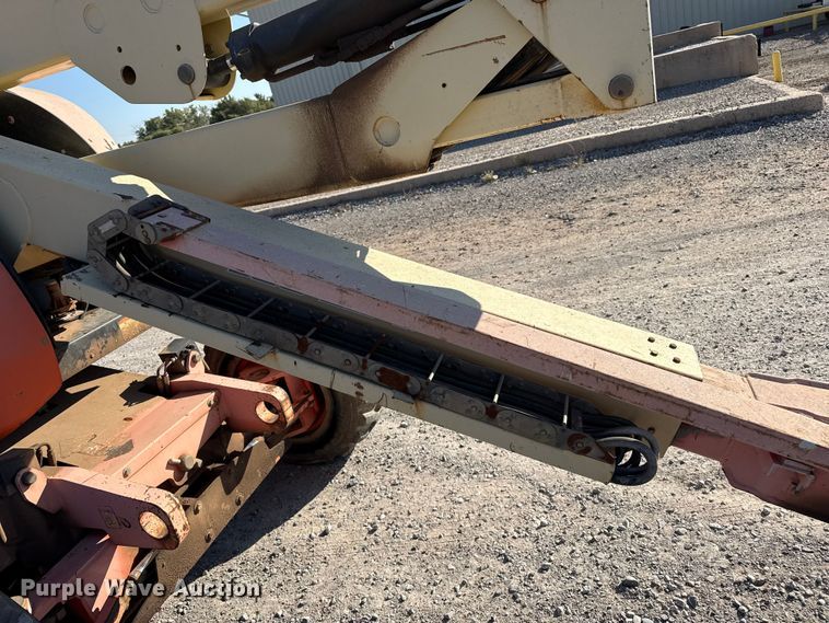 image for item EP0732 2000 JLG 450A boom lift