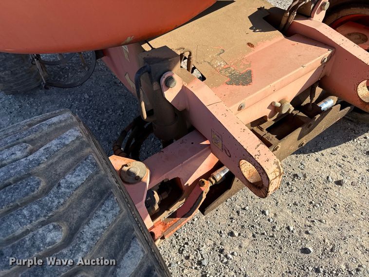 image for item EP0732 2000 JLG 450A boom lift