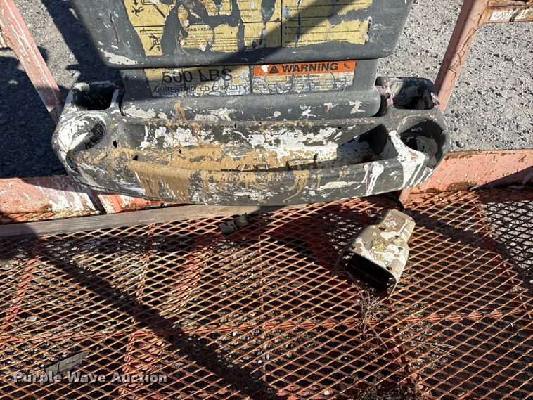 image for item EP0732 2000 JLG 450A boom lift