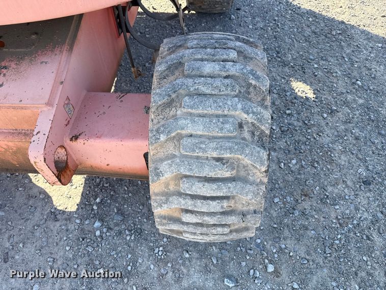 image for item EP0732 2000 JLG 450A boom lift