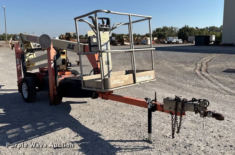 image for item EP0733 2007 JLG T350 boom lift