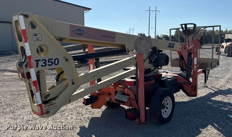 image for item EP0733 2007 JLG T350 boom lift