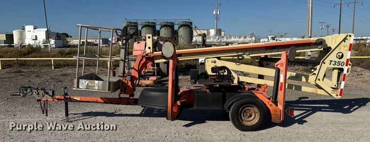 image for item EP0733 2007 JLG T350 boom lift