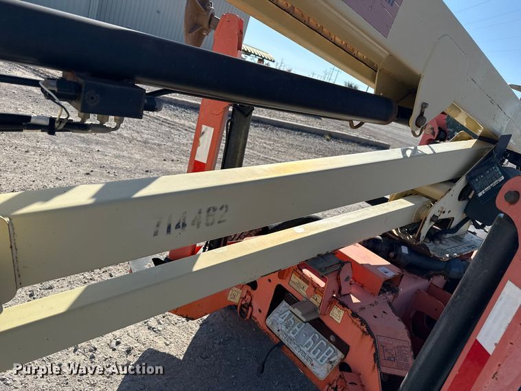 image for item EP0733 2007 JLG T350 boom lift