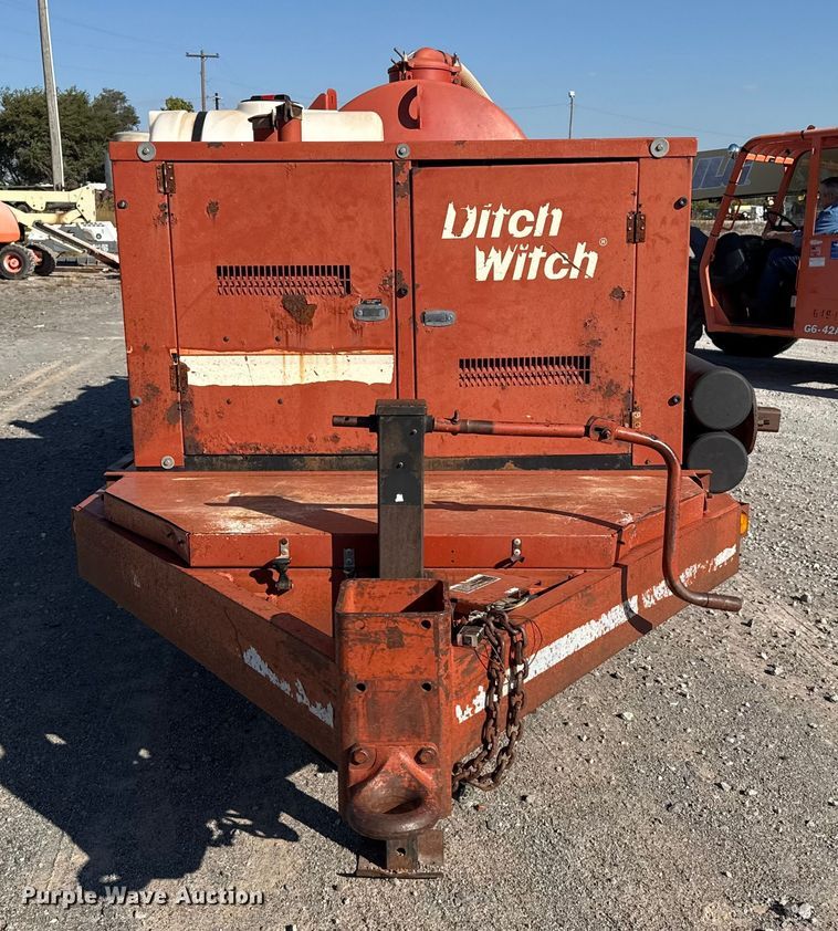 image for item EP0735 2001 Ditch Witch FX30 vacuum excavator
