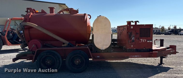 image for item EP0735 2001 Ditch Witch FX30 vacuum excavator