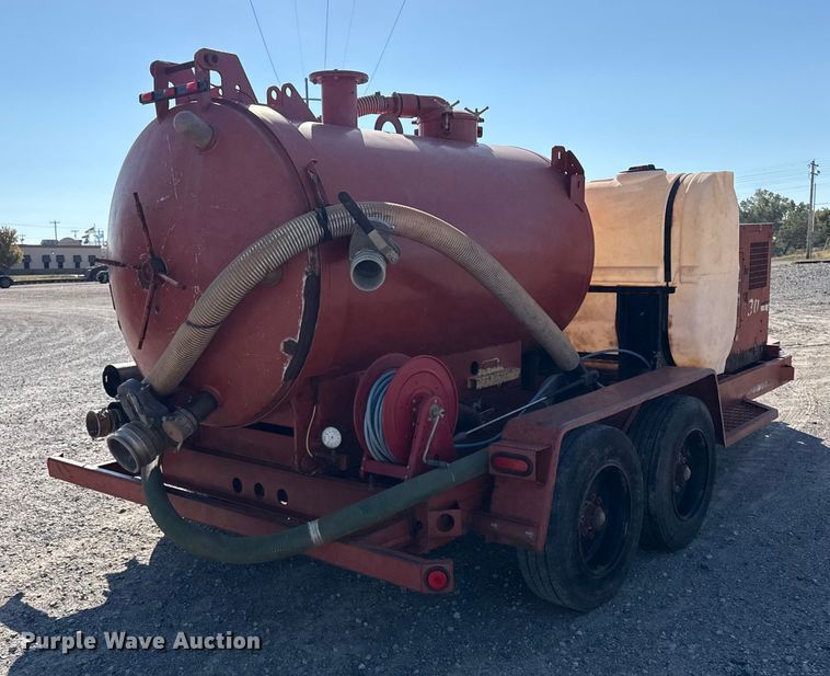 image for item EP0735 2001 Ditch Witch FX30 vacuum excavator