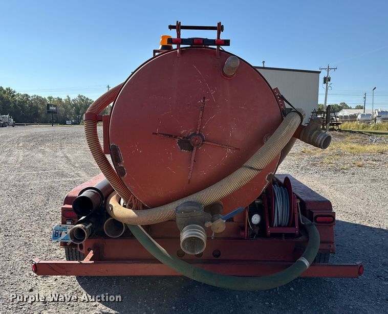 image for item EP0735 2001 Ditch Witch FX30 vacuum excavator