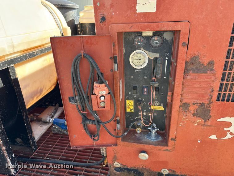 image for item EP0735 2001 Ditch Witch FX30 vacuum excavator