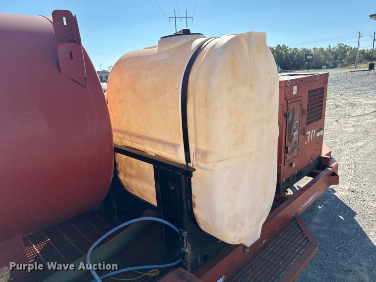 image for item EP0735 2001 Ditch Witch FX30 vacuum excavator