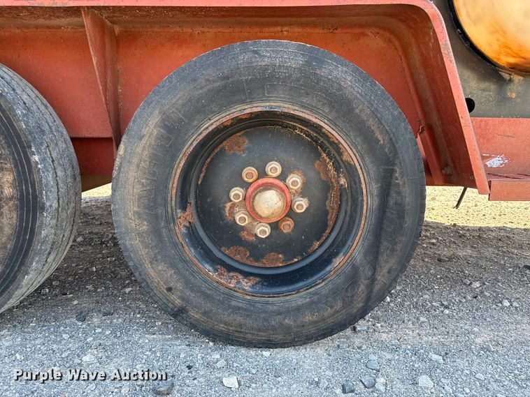 image for item EP0735 2001 Ditch Witch FX30 vacuum excavator