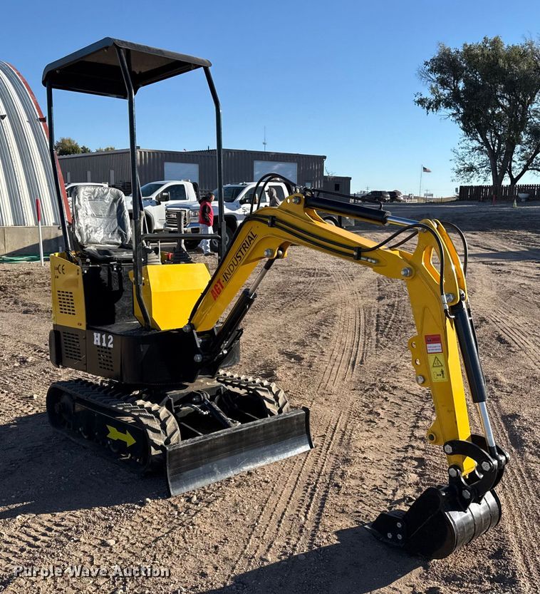 image for item EP0740 2022 Agrotk H12 mini excavator