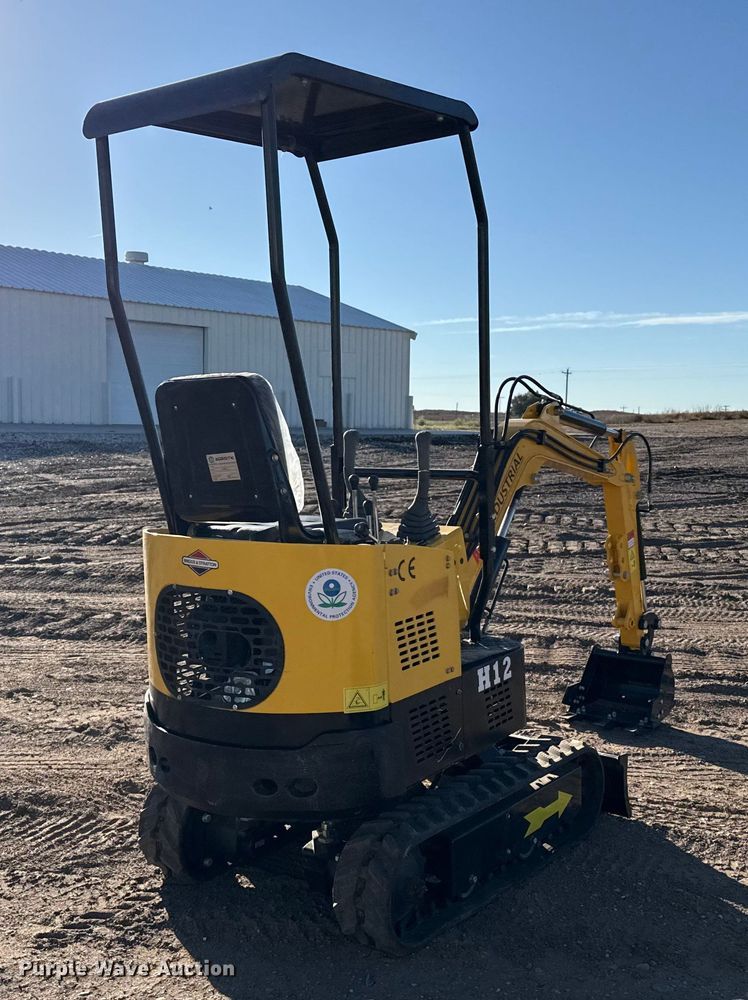 image for item EP0740 2022 Agrotk H12 mini excavator