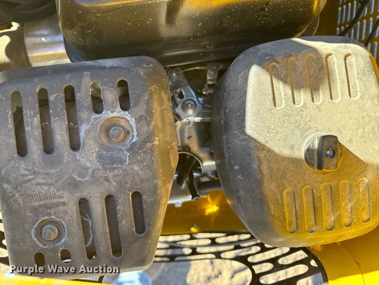 image for item EP0740 2022 Agrotk H12 mini excavator