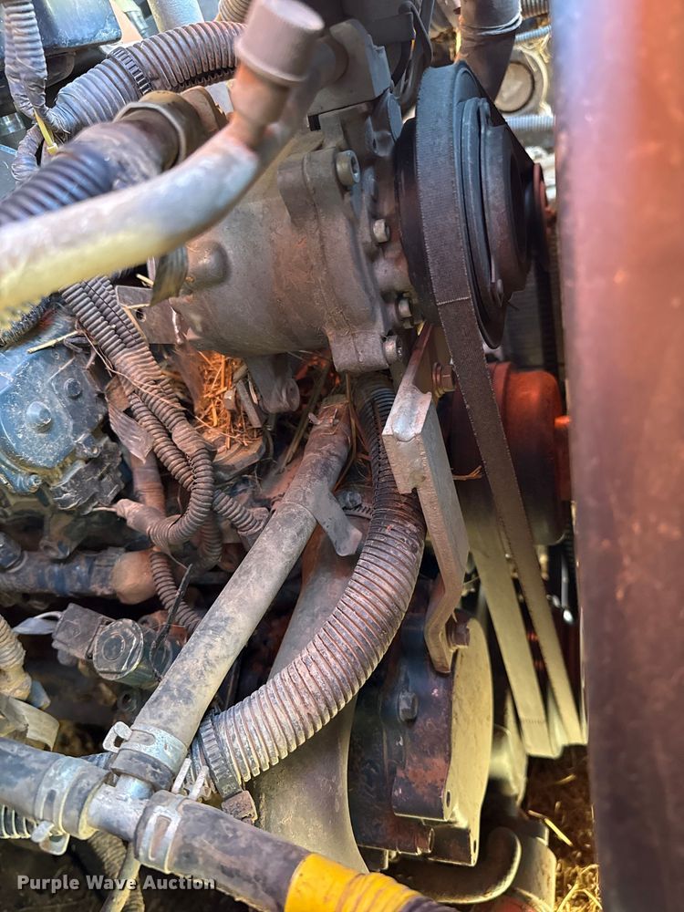 image for item EP0745 Kubota SVL95-2S skid steer loader