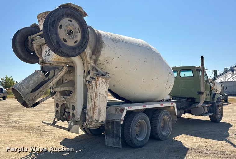 image for item ER0055 2009 Sterling L-Line ready mix truck