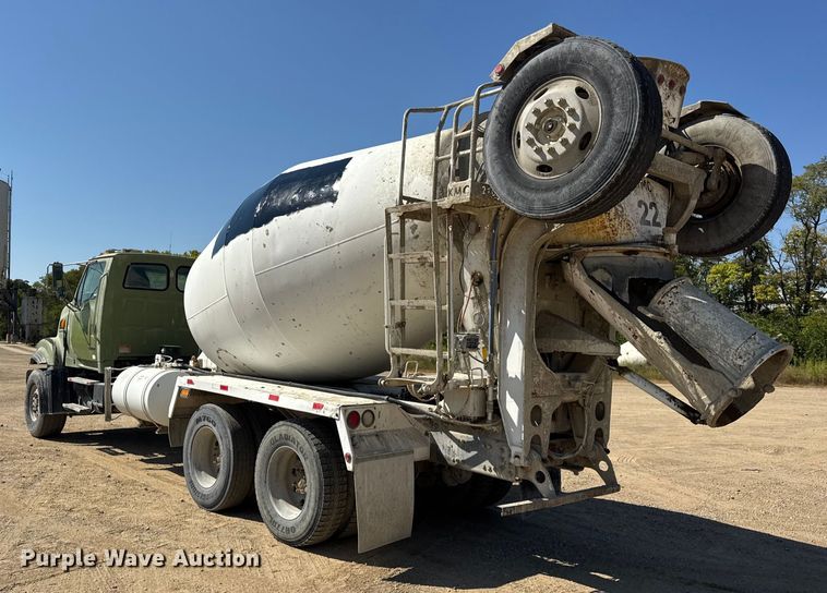 image for item ER0055 2009 Sterling L-Line ready mix truck