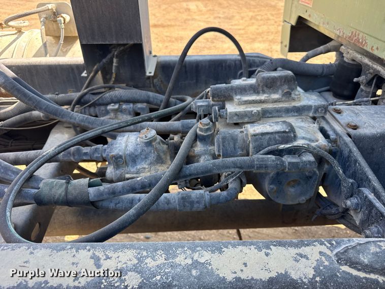 image for item ER0055 2009 Sterling L-Line ready mix truck