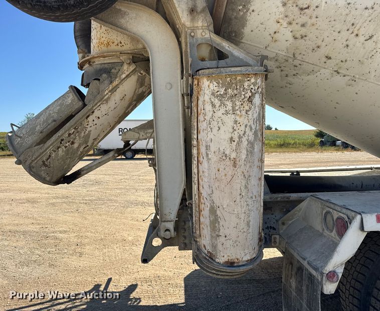 image for item ER0055 2009 Sterling L-Line ready mix truck