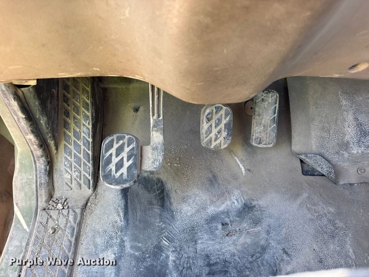 image for item ER0055 2009 Sterling L-Line ready mix truck