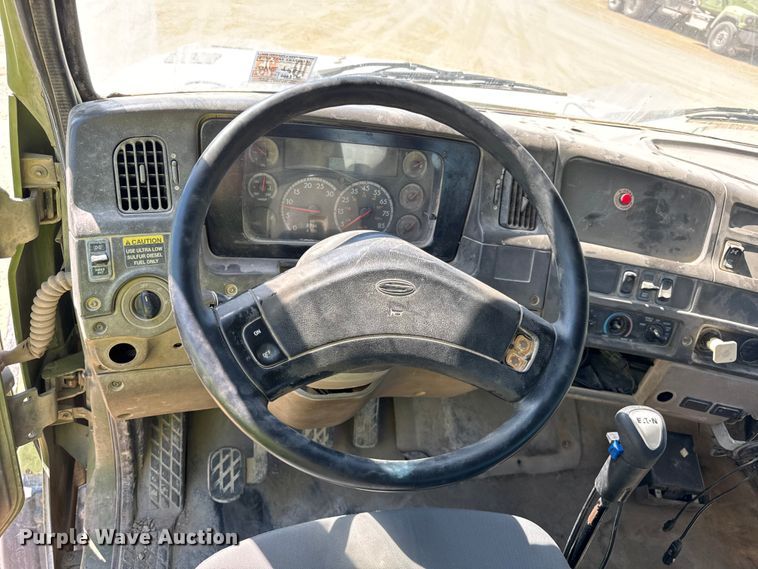 image for item ER0055 2009 Sterling L-Line ready mix truck