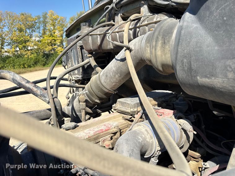 image for item ER0055 2009 Sterling L-Line ready mix truck