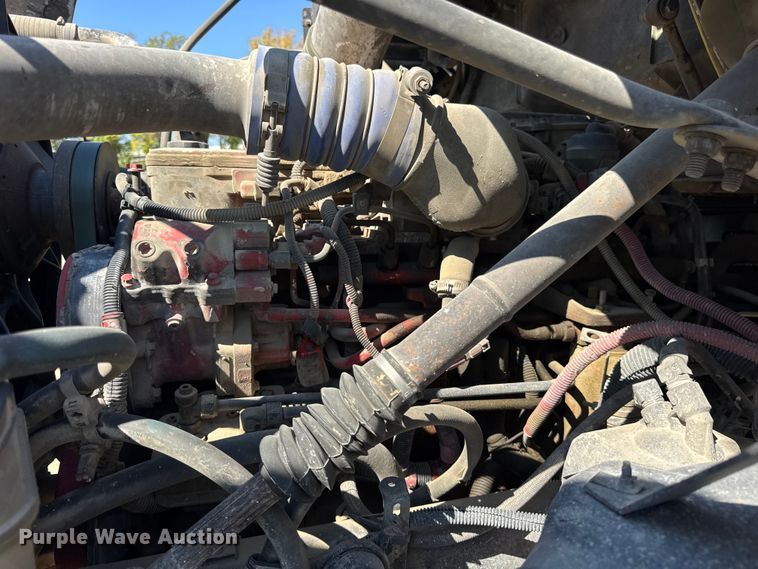 image for item ER0055 2009 Sterling L-Line ready mix truck