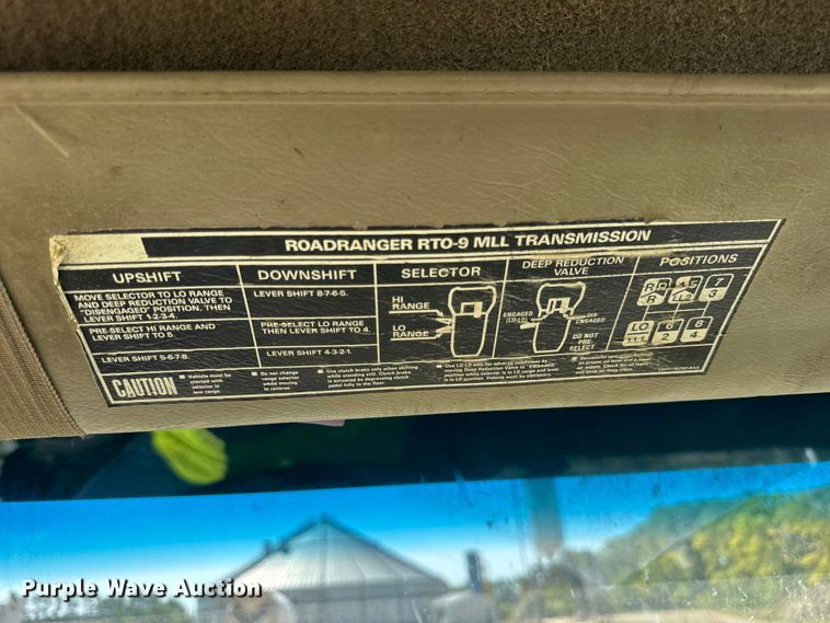 image for item ER0055 2009 Sterling L-Line ready mix truck