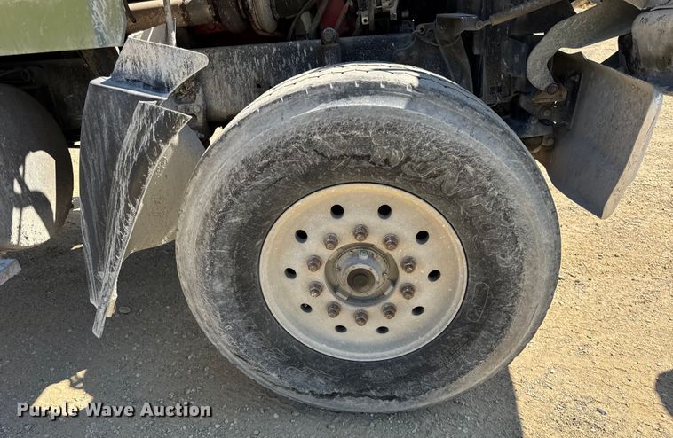 image for item ER0055 2009 Sterling L-Line ready mix truck