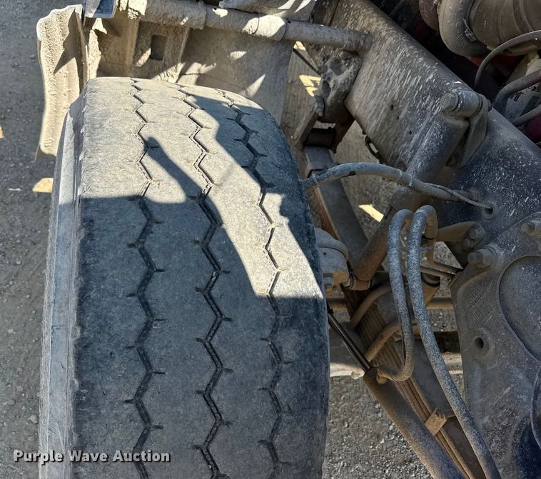 image for item ER0055 2009 Sterling L-Line ready mix truck