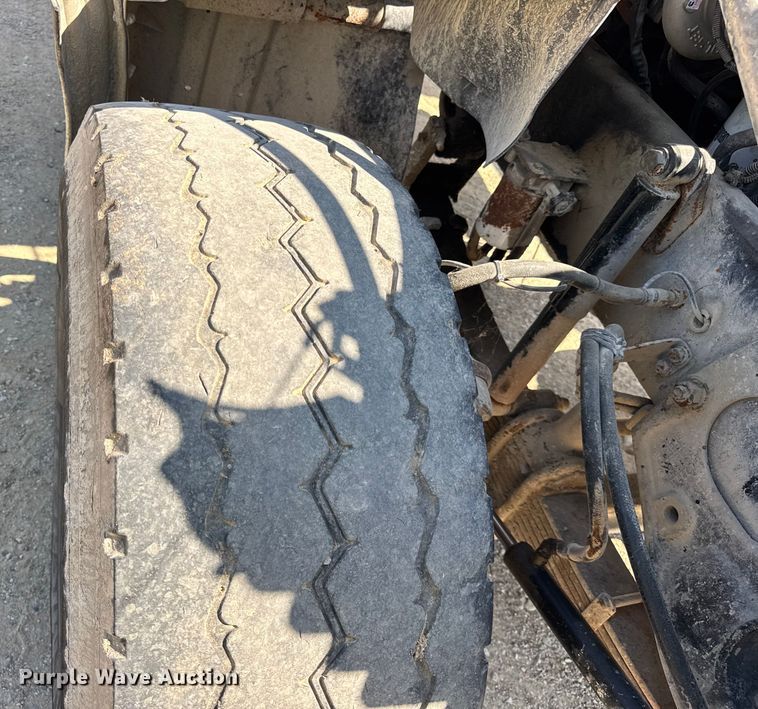 image for item ER0058 2009 Sterling L- Line ready mix truck