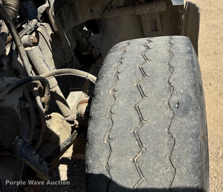 image for item ER0058 2009 Sterling L- Line ready mix truck