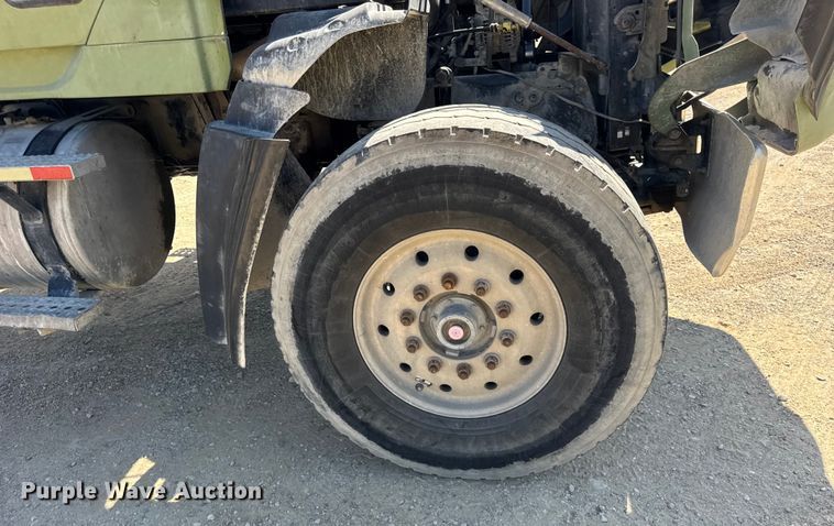 image for item ER0058 2009 Sterling L- Line ready mix truck