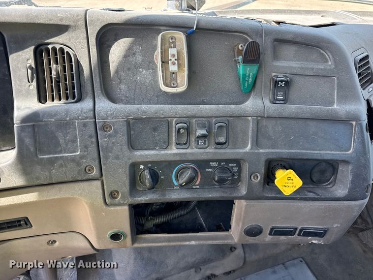 image for item ER0058 2009 Sterling L- Line ready mix truck