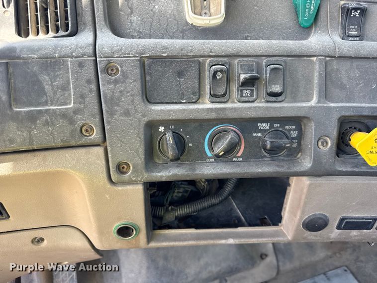 image for item ER0058 2009 Sterling L- Line ready mix truck