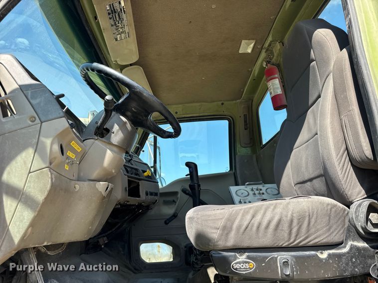 image for item ER0058 2009 Sterling L- Line ready mix truck