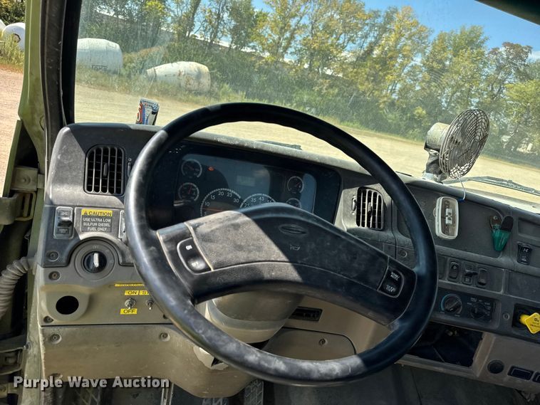 image for item ER0058 2009 Sterling L- Line ready mix truck