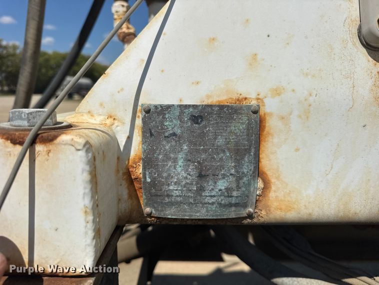 image for item ER0058 2009 Sterling L- Line ready mix truck