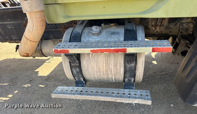 image for item ER0058 2009 Sterling L- Line ready mix truck