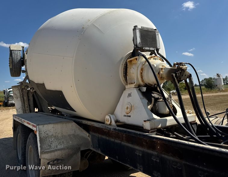 image for item ER0058 2009 Sterling L- Line ready mix truck