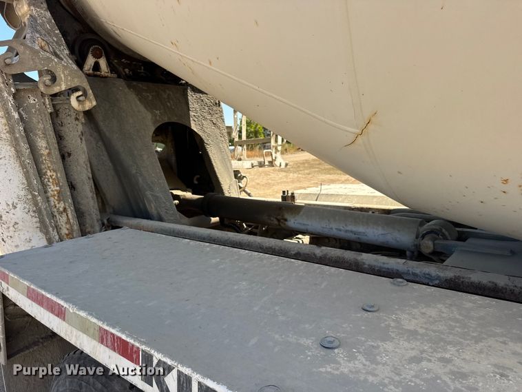 image for item ER0058 2009 Sterling L- Line ready mix truck